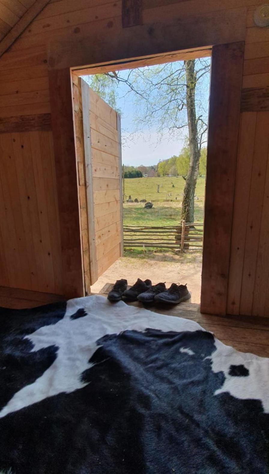 Villa Vittfarnas Vikingaby à Sosdala Extérieur photo