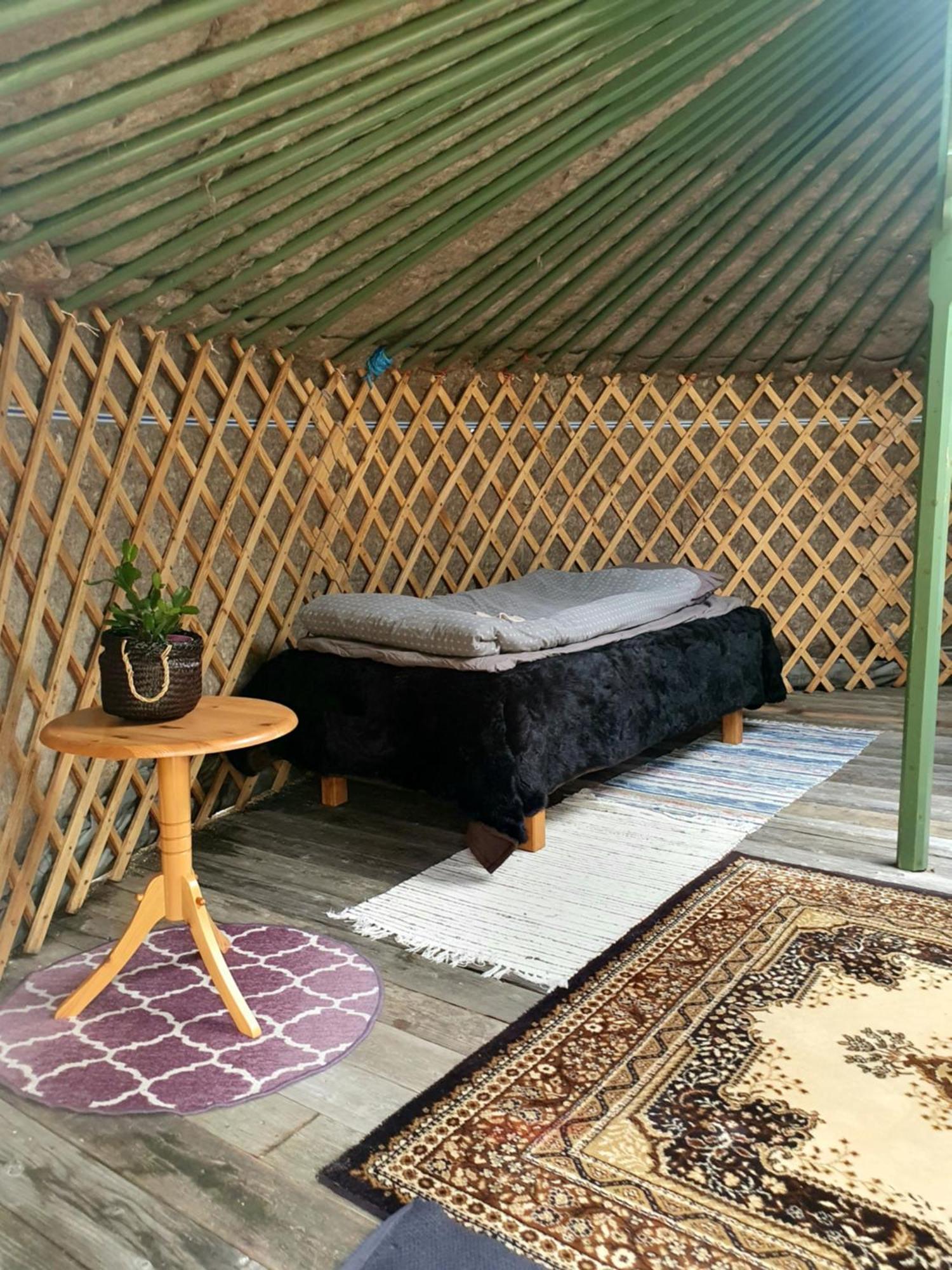 Villa Vittfarnas Vikingaby à Sosdala Extérieur photo